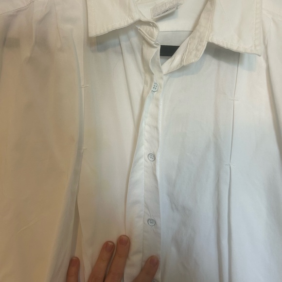 White Sleeveless Button-Up Dress - Picture 3 of 3